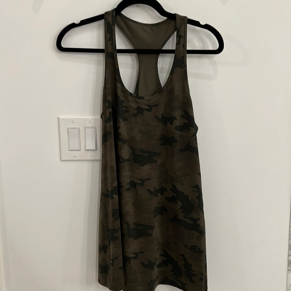 Lululemon camp tank